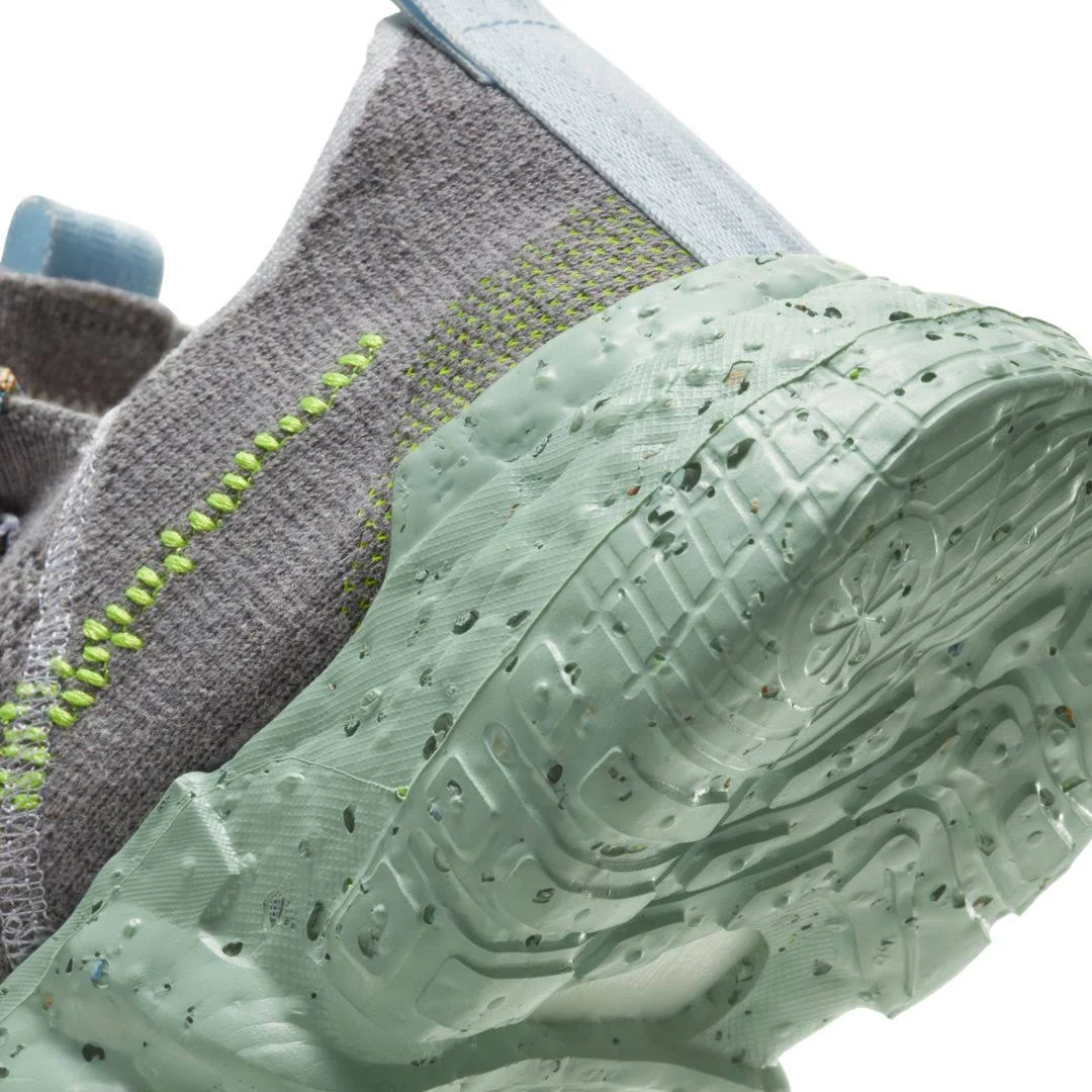 Nike Space Hippie 01