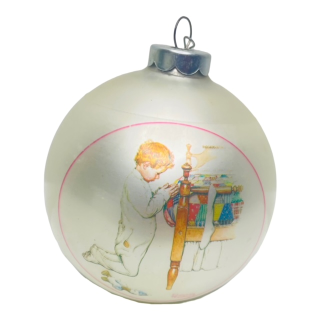 Vintage Hallmark 1975 Glass Ornament