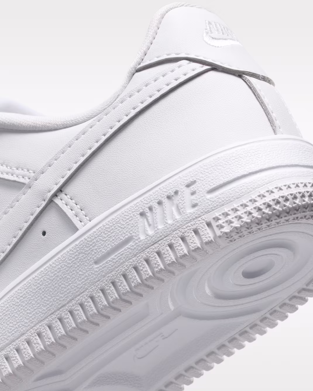 Nike Air Force 1 Low | Little Kids' Shoes (White)