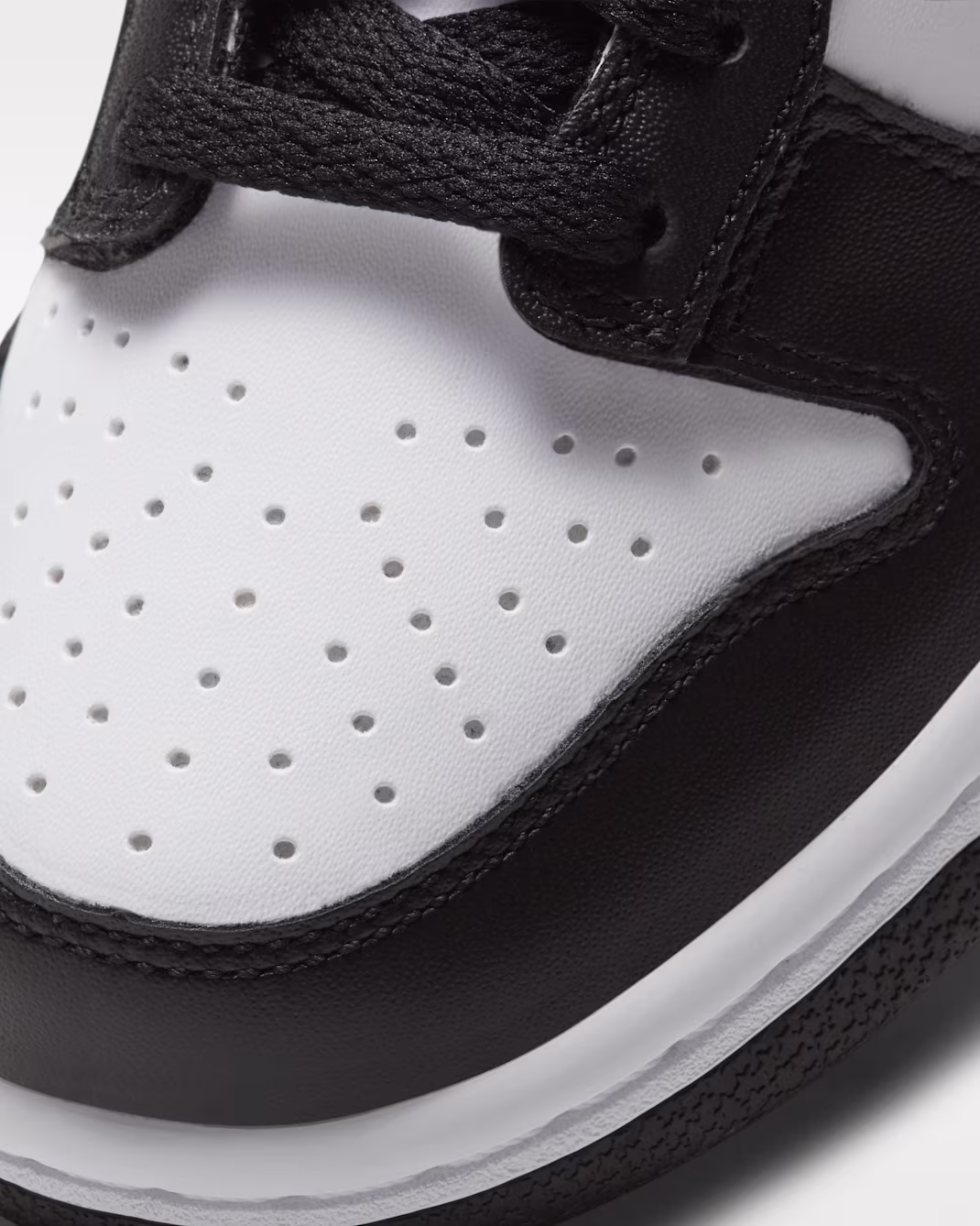 Nike Dunk Low Kids' Black & White | Grade School Shoes