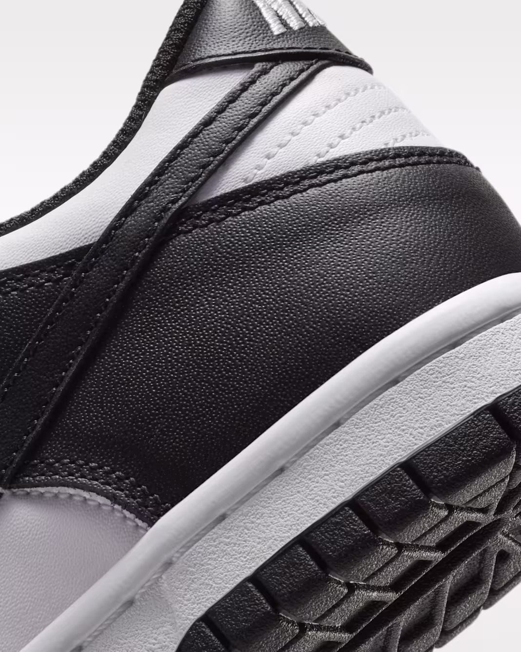 Nike Dunk Low Kids' Black & White | Grade School Shoes