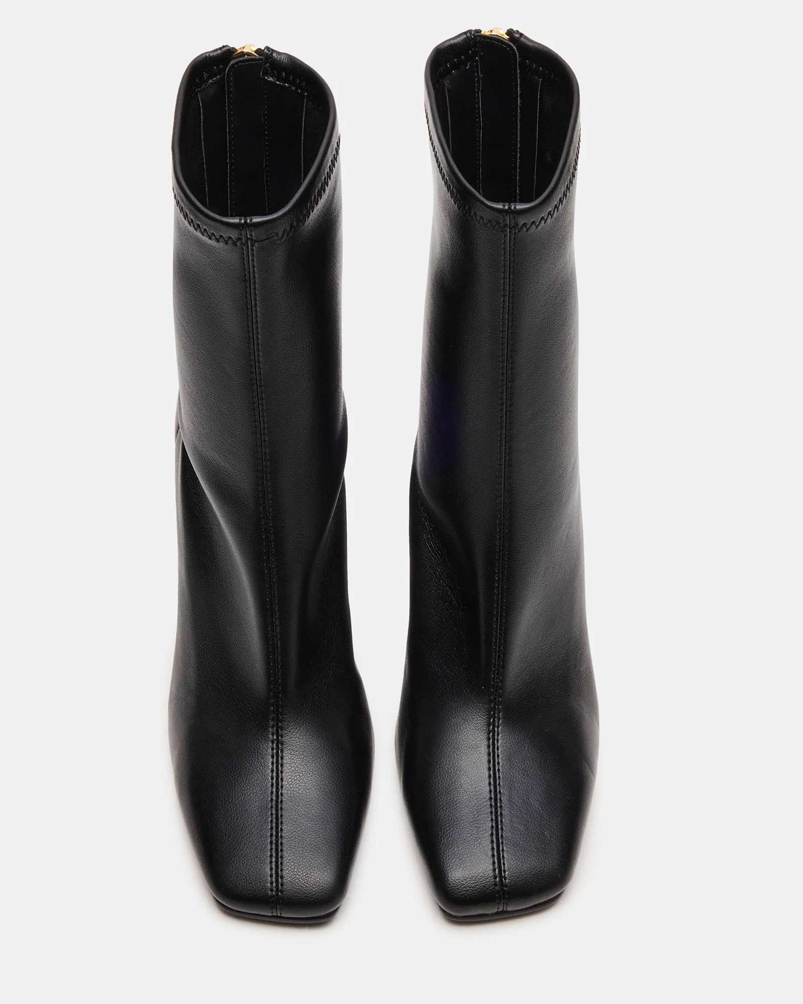khe3 Steve Madden Khelan Bootie